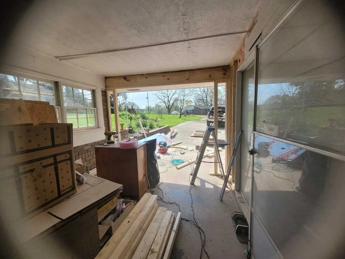 Air movers and dehumidifier for Water Mitigation Services in Laurel Bay